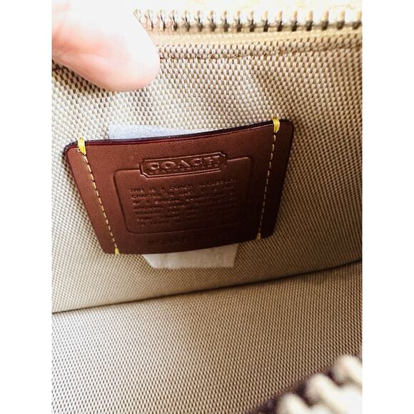 NWT Coach 1941 Strawberry Print Mini Leather Swinger 20 LH/Chalk Shoulder Bag - Picture 10 of 13